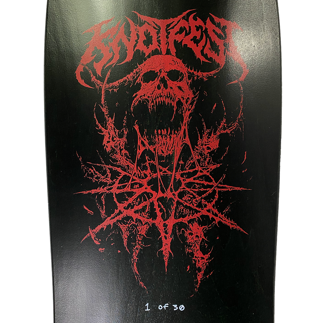 Riddick Skull LIMITED EDITION Complete Skateboard in Red